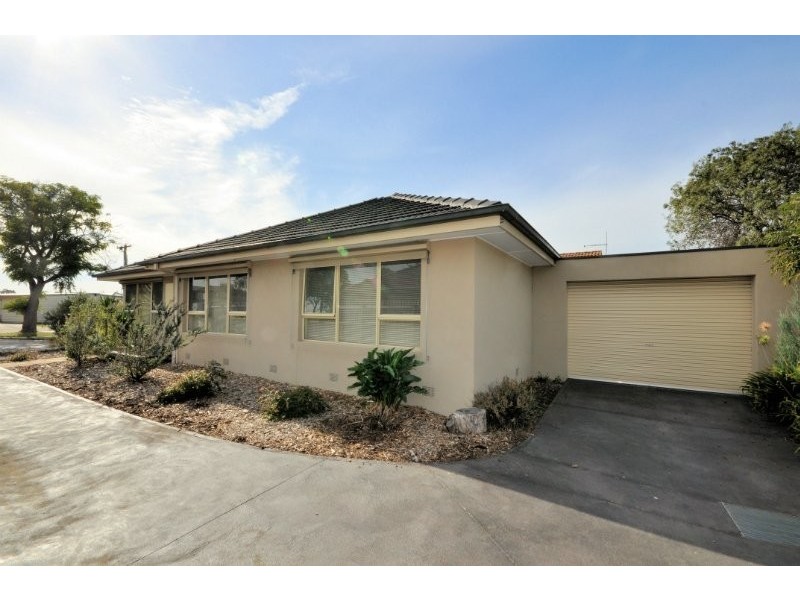 1/14 Central Avenue, Tyabb VIC 3913