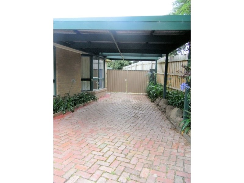 10 Pinewood Drive, Hastings VIC 3915