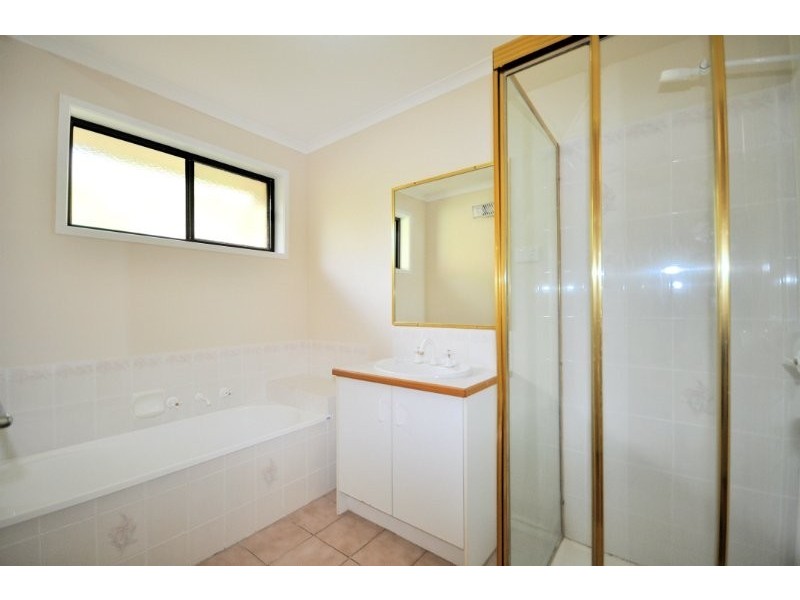 2 Julia Court, Bittern VIC 3918