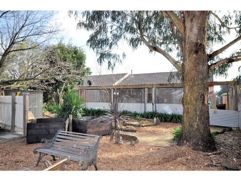 7 Thomas Place, Hastings VIC 3915