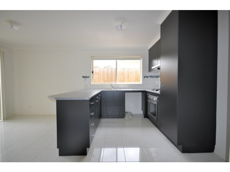 8/99 Disney Street, Crib Point VIC 3919