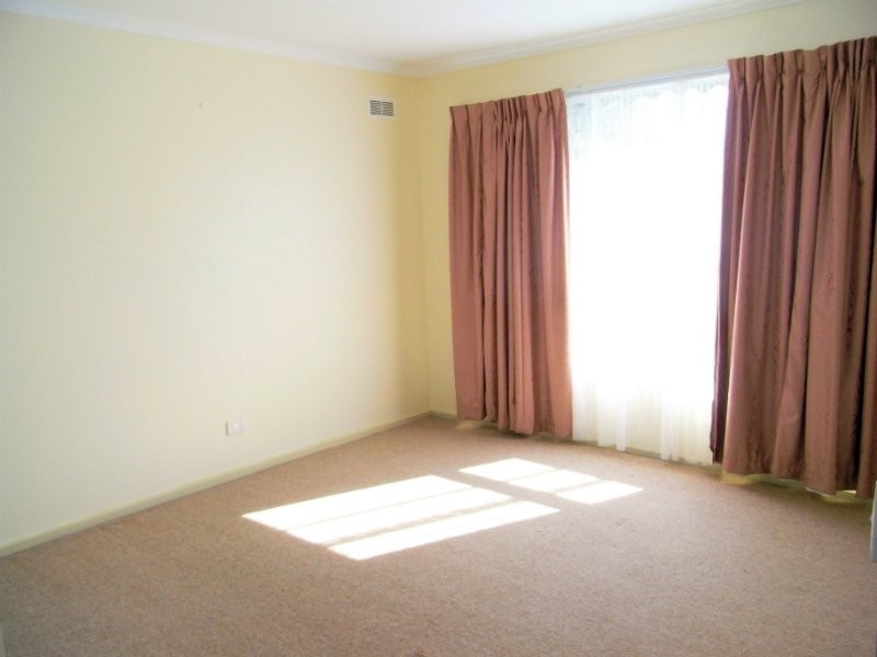 13 Douglas Street, Hastings VIC 3915