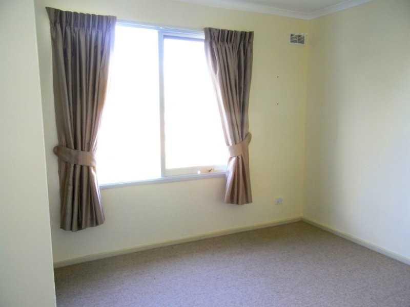 13 Douglas Street, Hastings VIC 3915