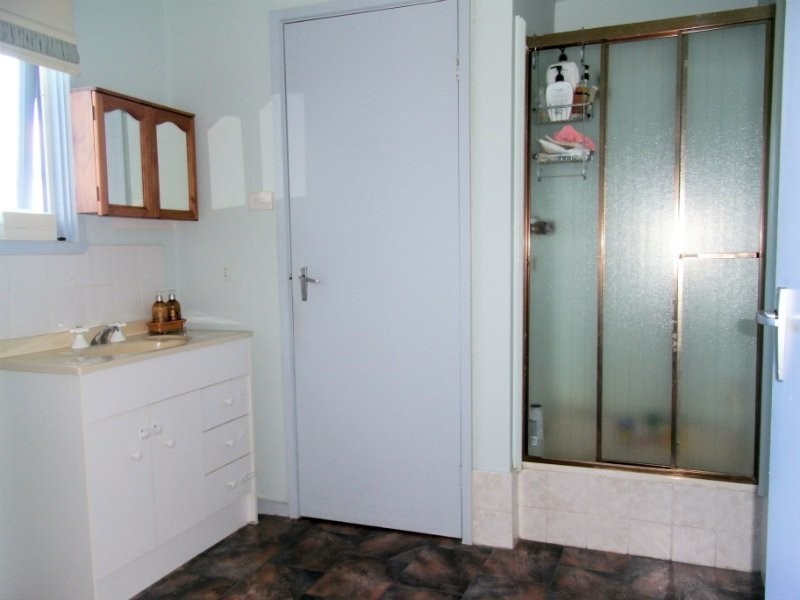 13 Douglas Street, Hastings VIC 3915