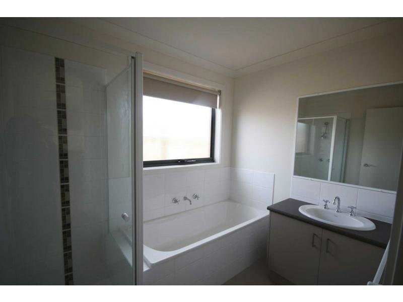 14/10 Kingfisher Court, Hastings VIC 3915