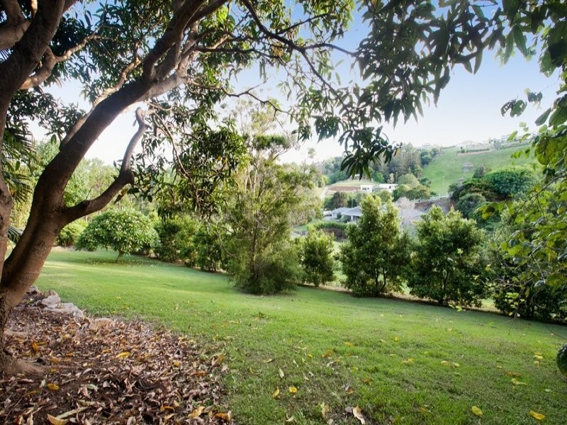 Brookfield QLD 4069