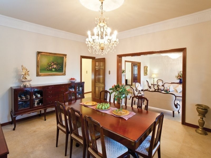 Mount Ommaney QLD 4074