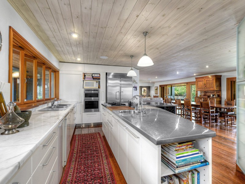 87 Herron Road, Pullenvale QLD 4069