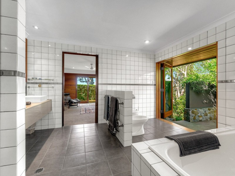 87 Herron Road, Pullenvale QLD 4069