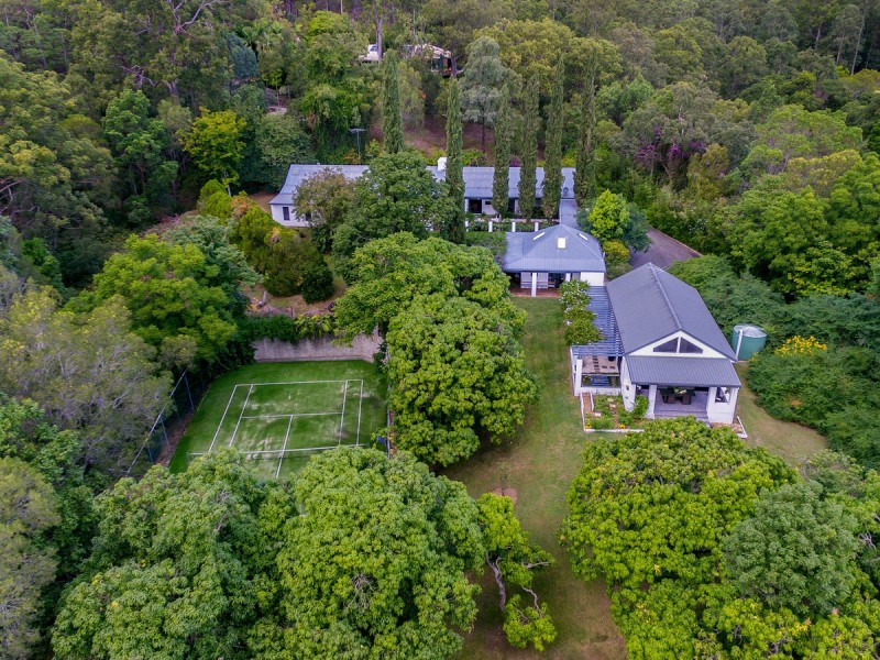 5 Vonne Court, Camp Mountain QLD 4520