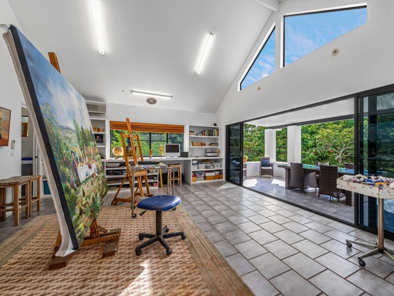 5 Vonne Court, Camp Mountain QLD 4520