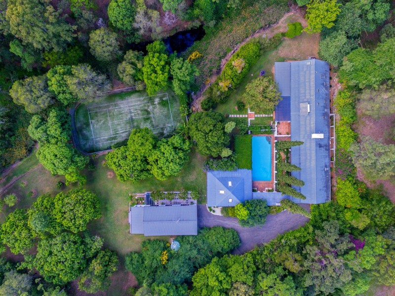 5 Vonne Court, Camp Mountain QLD 4520