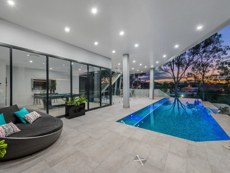 22 Procyon Street, Coorparoo QLD 4151