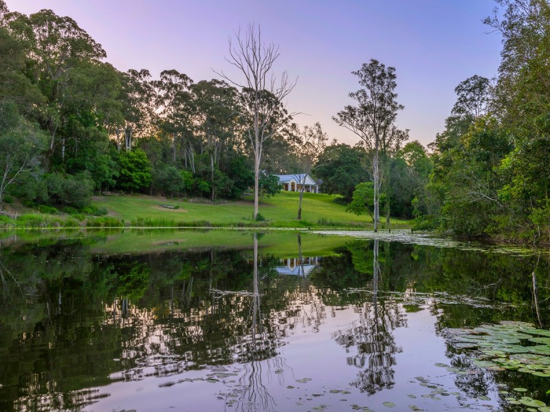 242 Herron Road, Pullenvale QLD 4069