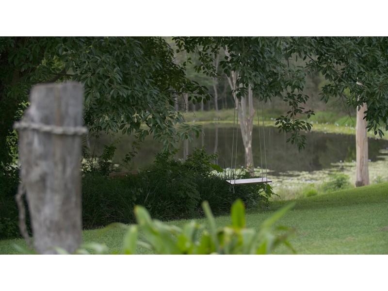 242 Herron Road, Pullenvale QLD 4069