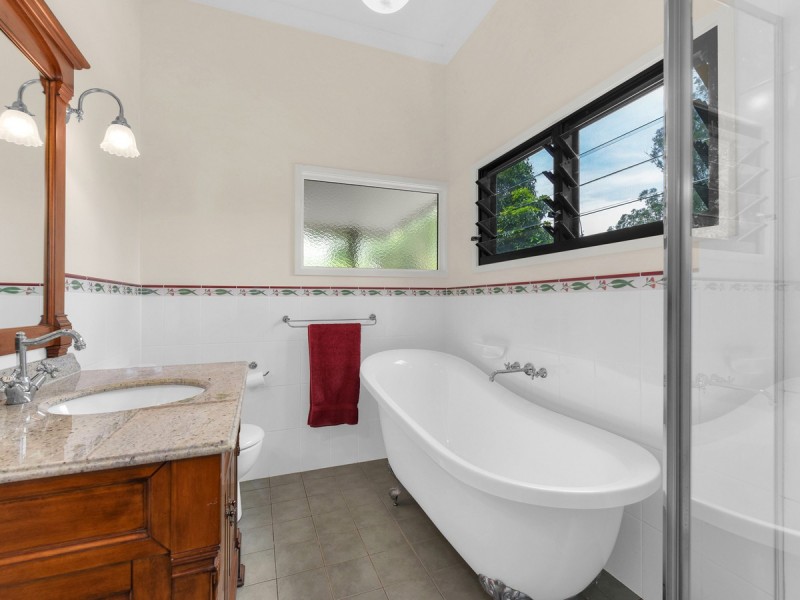 453 Upper Brookfield Road, Upper Brookfield QLD 4069