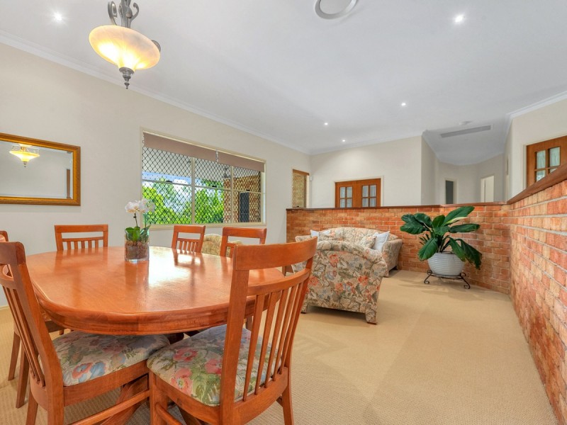 56 Triandra Place, Pullenvale QLD 4069