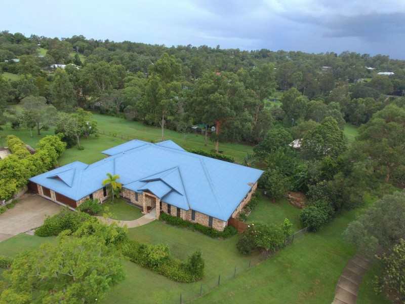 56 Triandra Place, Pullenvale QLD 4069