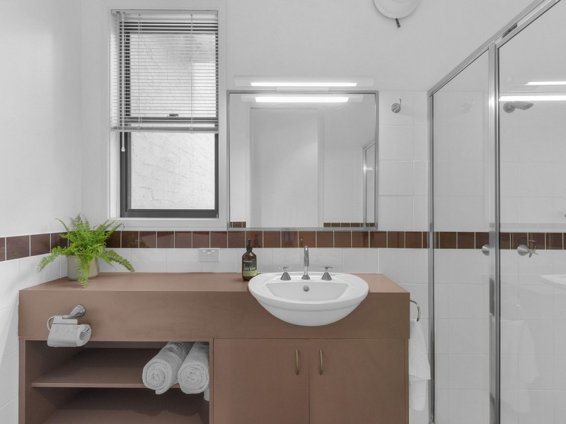 116 Boscombe Road, Brookfield QLD 4069