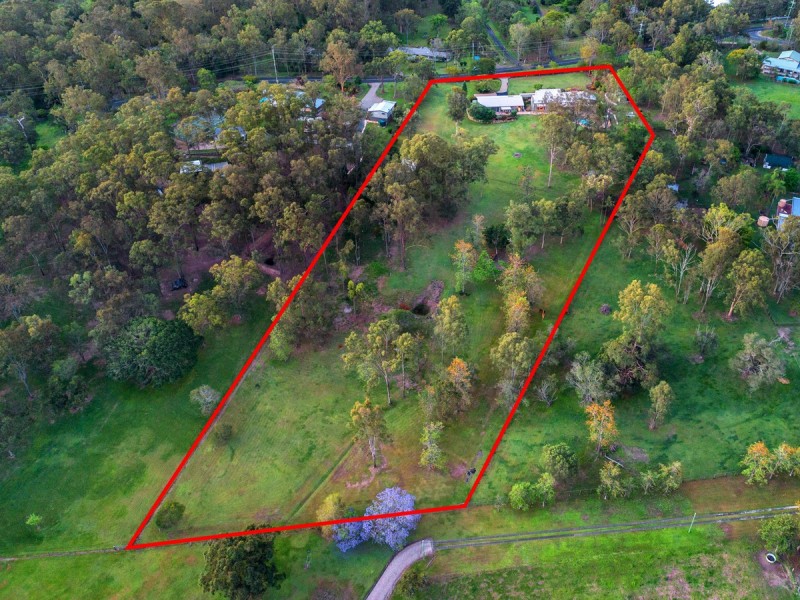 306 Pinjarra Road, Pinjarra Hills QLD 4069