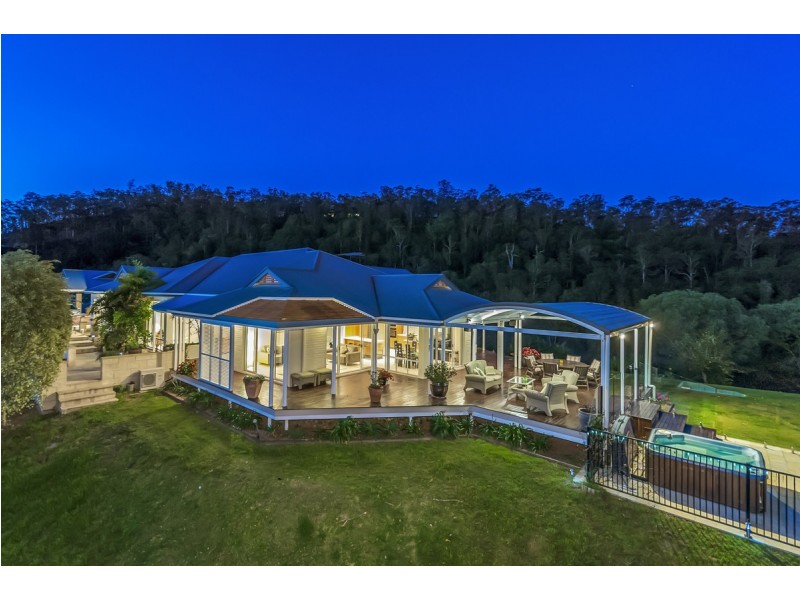 589 Upper Brookfield Road, Upper Brookfield QLD 4069