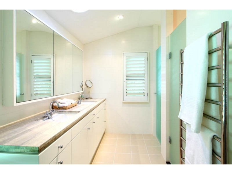 60 Willunga Street, Brookfield QLD 4069