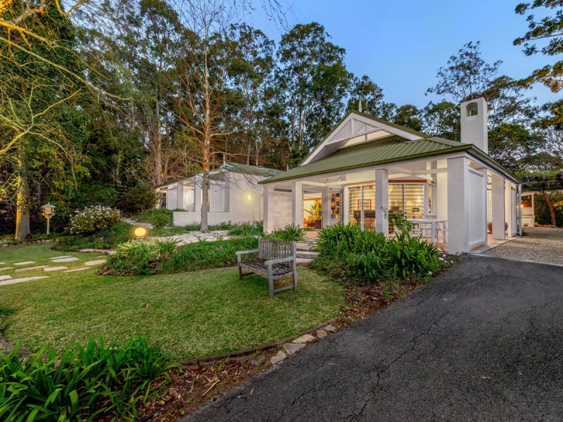37 Carwoola Street, Bardon QLD 4065