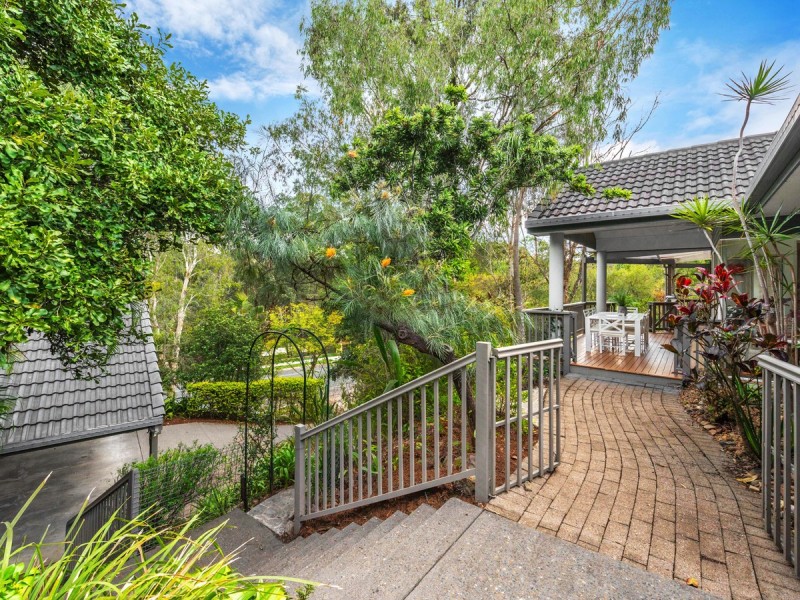 75 Ironbark Road, Chapel Hill QLD 4069