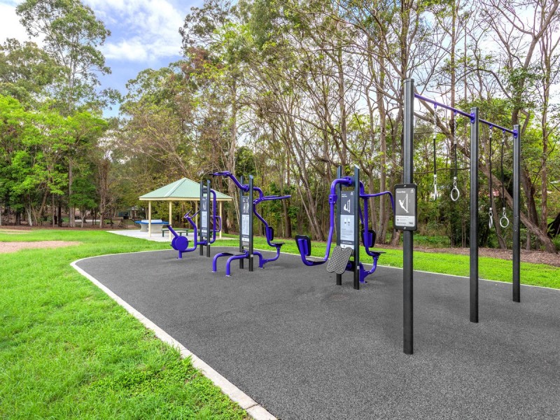 75 Ironbark Road, Chapel Hill QLD 4069