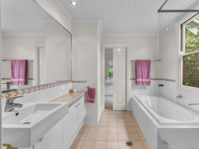 291 Upper Brookfield Road, Upper Brookfield QLD 4069