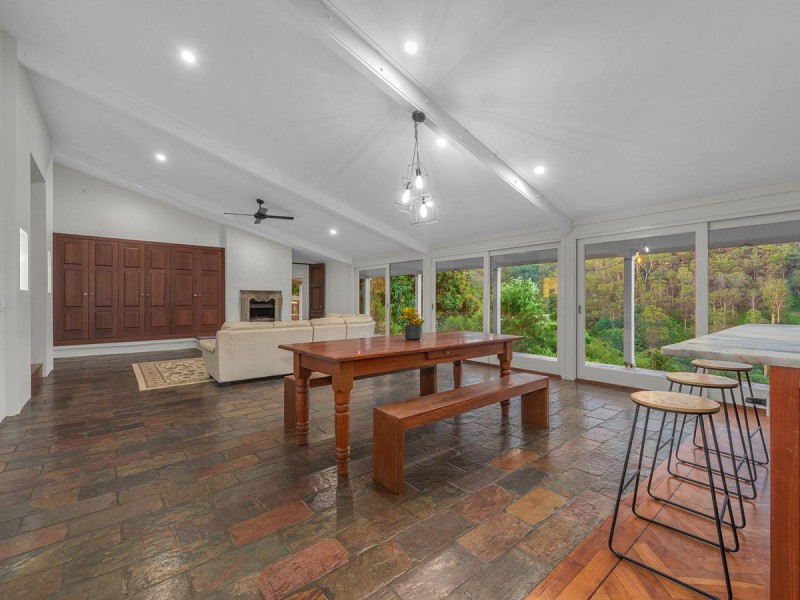 607F Upper Brookfield Road, Upper Brookfield QLD 4069
