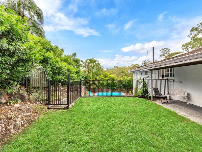 14 Twilight Street, Kenmore QLD 4069