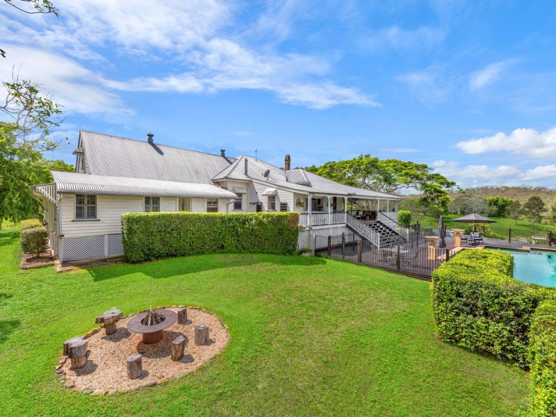 60 Lyndale Road, Pullenvale QLD 4069