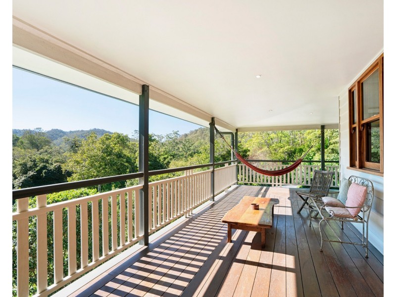 830 Upper Brookfield Road, Upper Brookfield QLD 4069