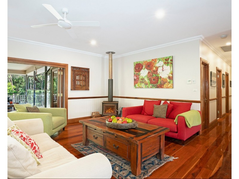 830 Upper Brookfield Road, Upper Brookfield QLD 4069