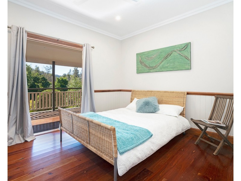 830 Upper Brookfield Road, Upper Brookfield QLD 4069