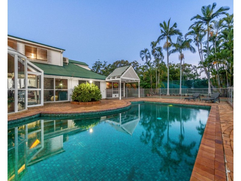 24 Sugars Road, Bellbowrie QLD 4070