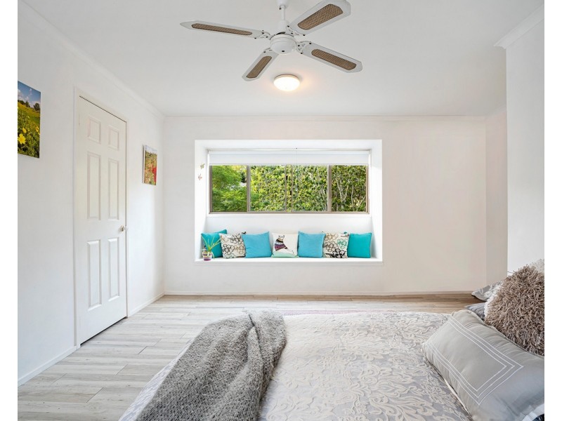 30 Binyara Street, Chapel Hill QLD 4069