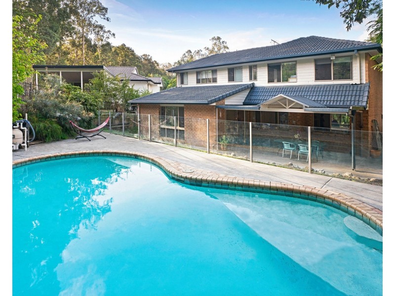 30 Binyara Street, Chapel Hill QLD 4069