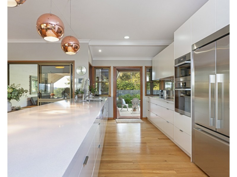 170 Boscombe Road, Brookfield QLD 4069