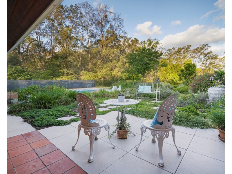 170 Boscombe Road, Brookfield QLD 4069