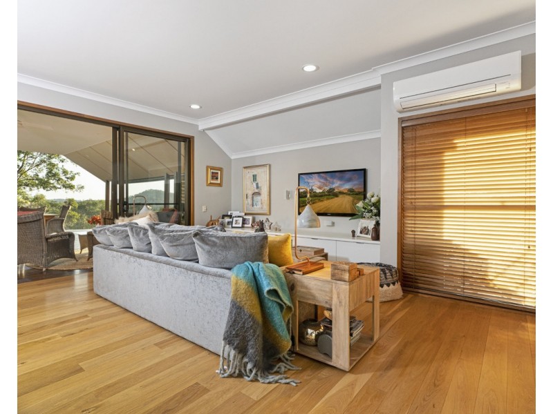 170 Boscombe Road, Brookfield QLD 4069