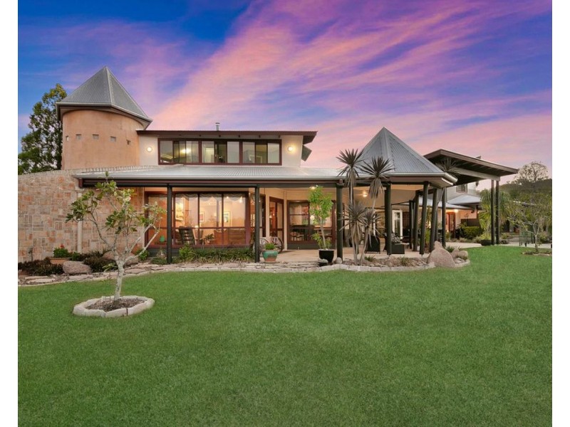 63 McMullen Road, Brookfield QLD 4069