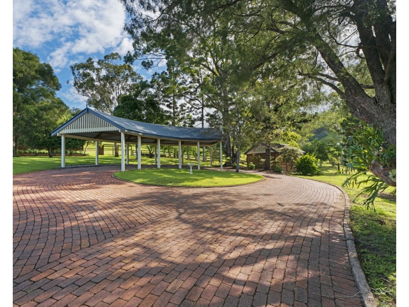 302 Upper Brookfield Road, Upper Brookfield QLD 4069