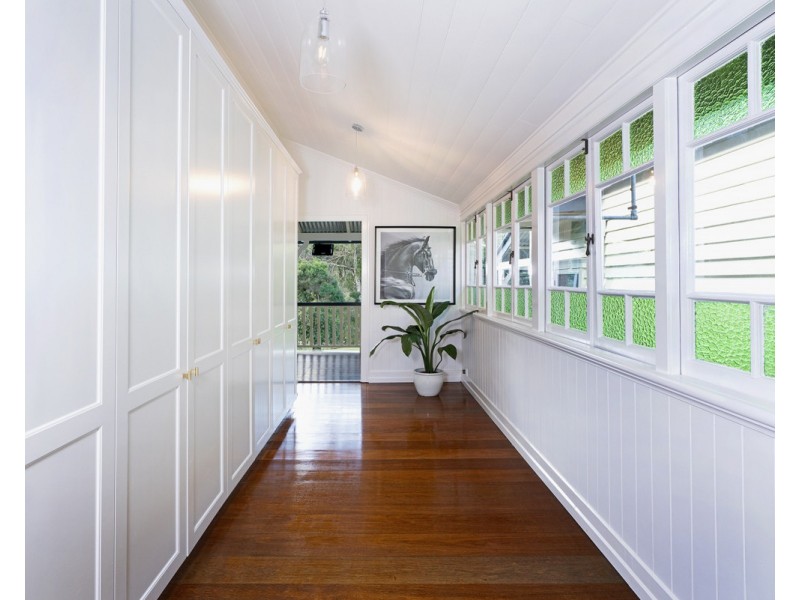 302 Upper Brookfield Road, Upper Brookfield QLD 4069