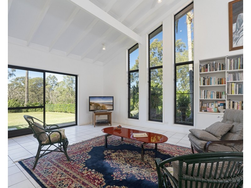 145 Grandview Road, Pullenvale QLD 4069