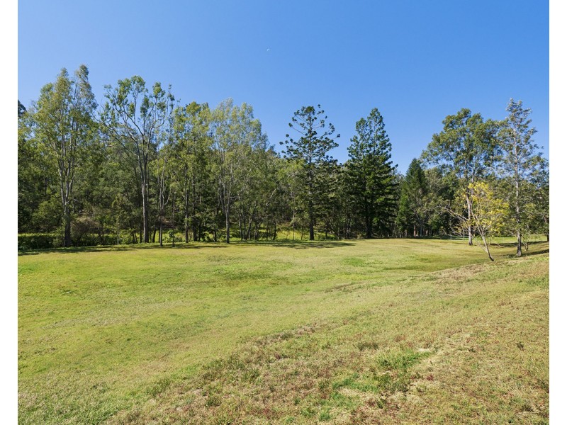 145 Grandview Road, Pullenvale QLD 4069