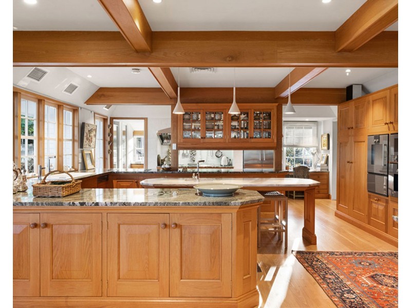 14 Zelita Road, Moggill QLD 4070