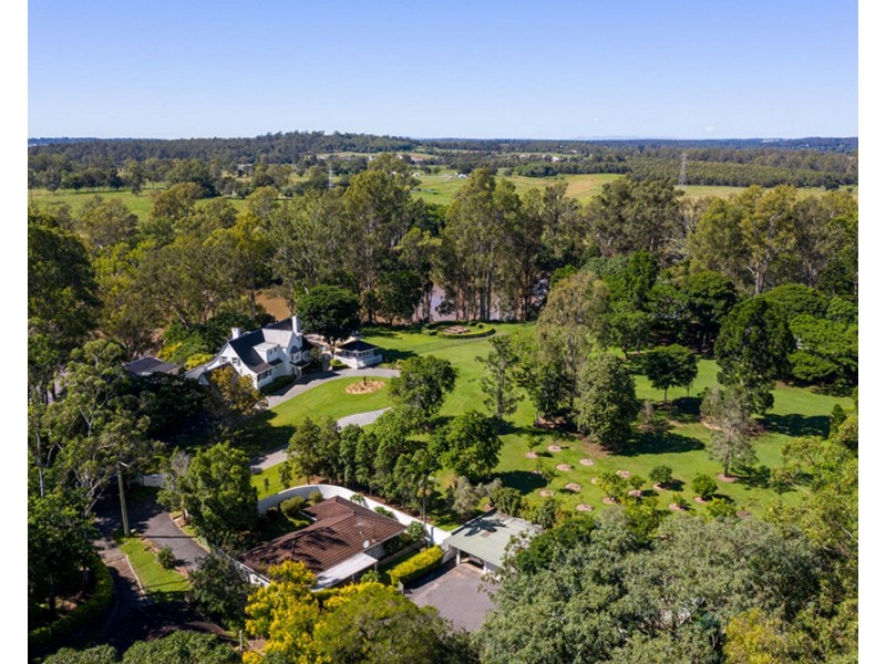 14 Zelita Road, Moggill QLD 4070