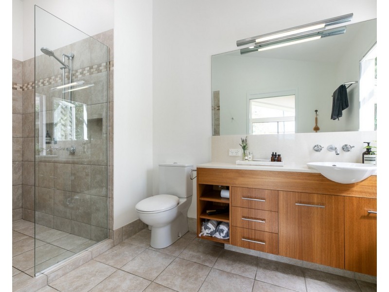 24 Dolman Road, Anstead QLD 4070